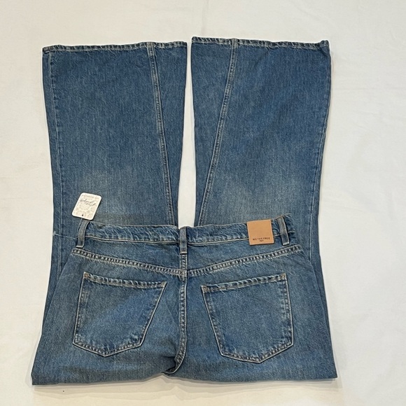 Free People New Dawn Jeans High Rise Flares Belgrade Blue New Size 29 - Picture 7 of 12